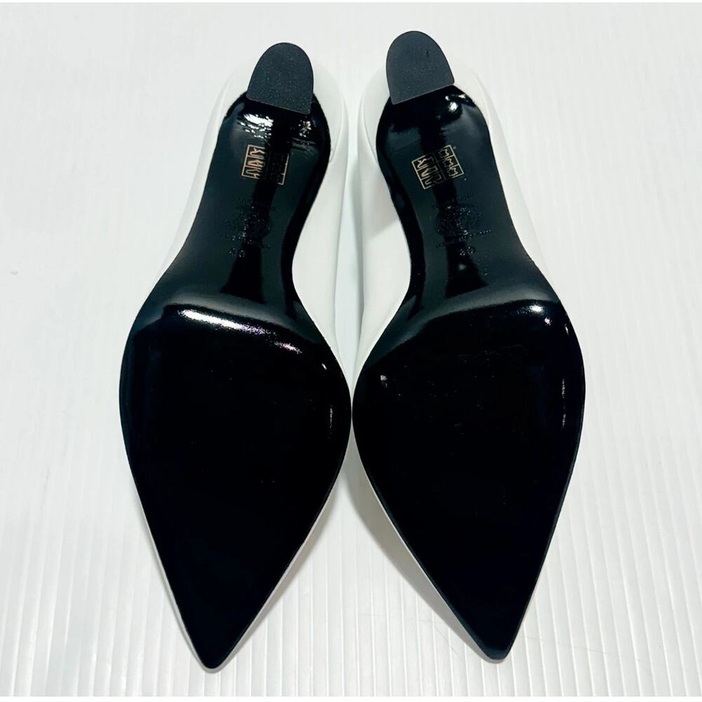 Versace Vitello IT 38/ US 8 Pumps White Leather Medusa Gold Heeled NIB $1050 - Picture 10 of 12